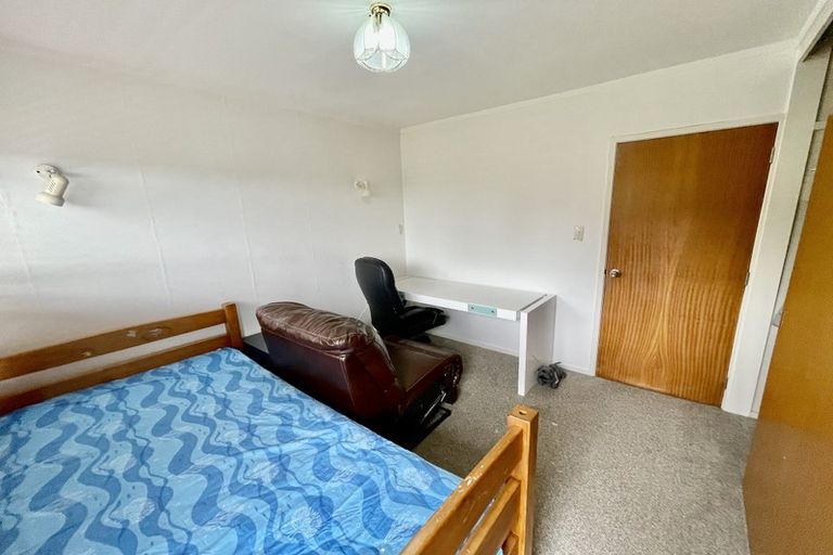 Photo of property in 13 Carlisle Road, Torbay, Auckland, 0630
