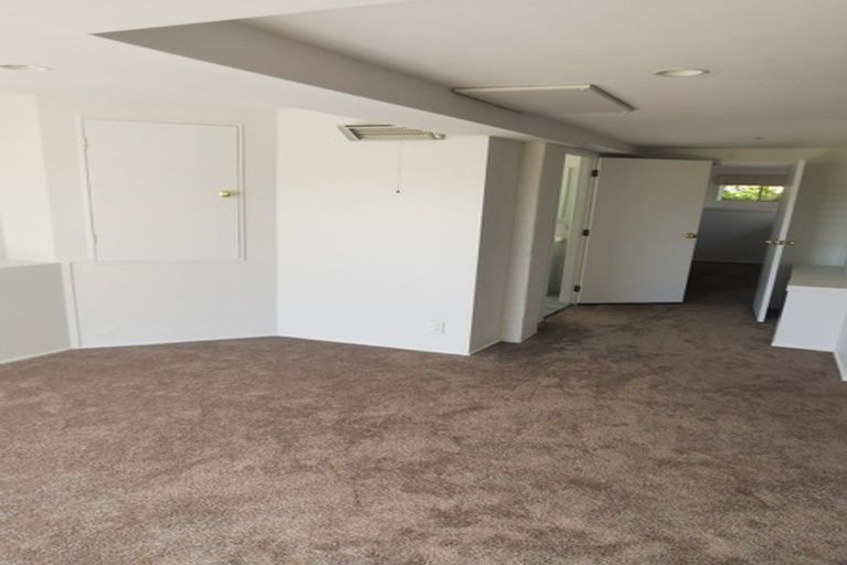 Photo of property in 54 Lyttelton Avenue, Forrest Hill, Auckland, 0620