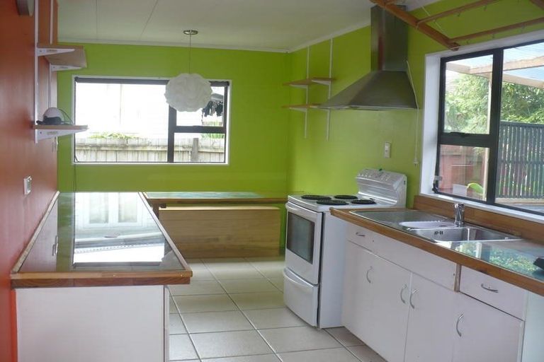 Photo of property in 221 Don Buck Road, Massey, Auckland, 0614