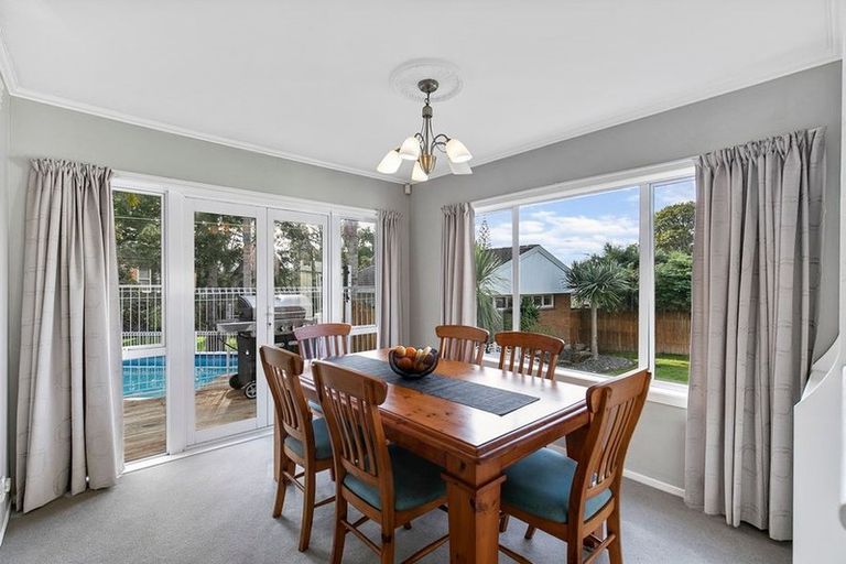 Photo of property in 9 Halcyon Place, Papatoetoe, Auckland, 2025