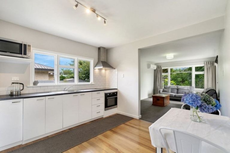 Photo of property in 166 Springs Road, Hornby, Christchurch, 8042