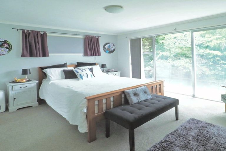 Photo of property in 191 Shaw Road, Oratia, Auckland, 0604
