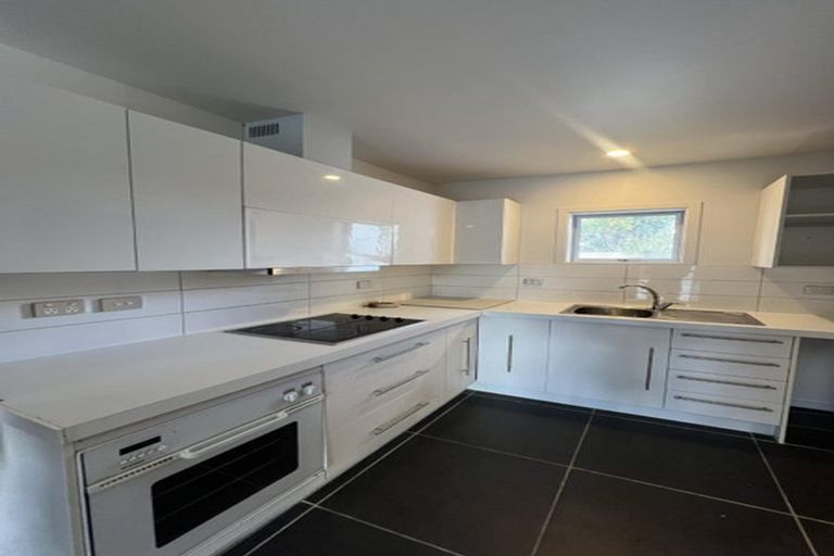 Photo of property in 2/630 Hereford Street, Linwood, Christchurch, 8011