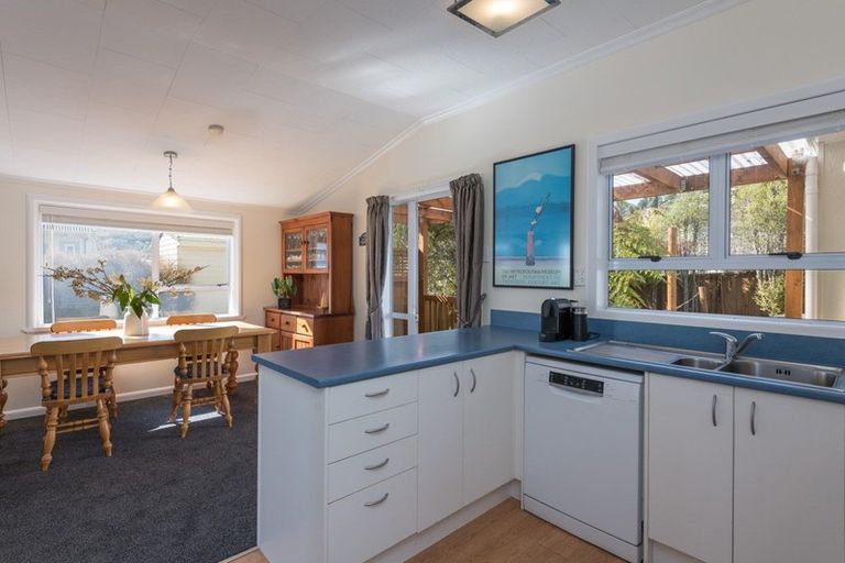 Photo of property in 13 Koromiko Avenue, Hawera, 4610