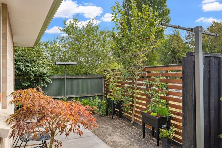 Photo of property in 15a Canberra Place, Redwood, Christchurch, 8051