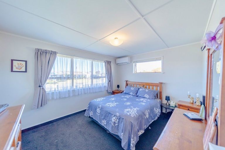 Photo of property in 8 Glamorgan Avenue, Tamatea, Napier, 4112
