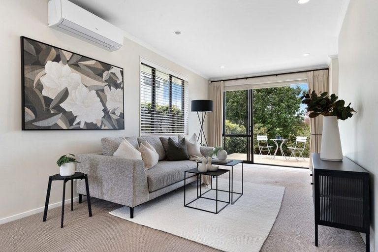 Photo of property in 73 Sunnybrae Road, Hillcrest, Auckland, 0627