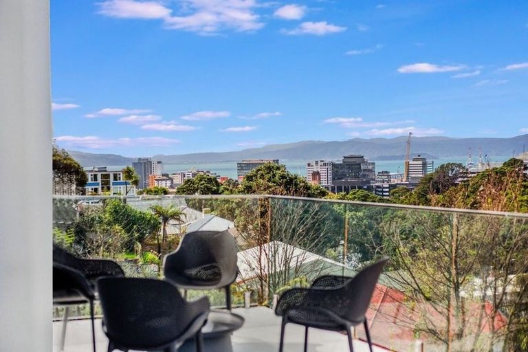 Photo of property in 10 Kilmister Avenue, Thorndon, Wellington, 6011