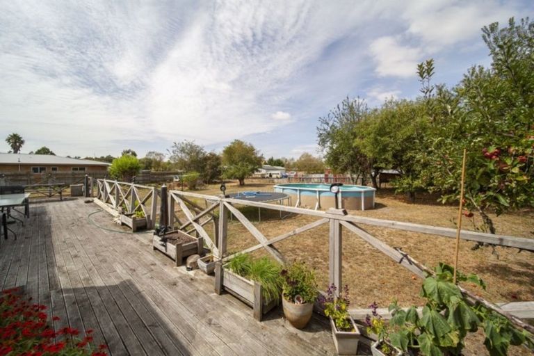 Photo of property in 81-83 Great North Road, Waipawa, 4210