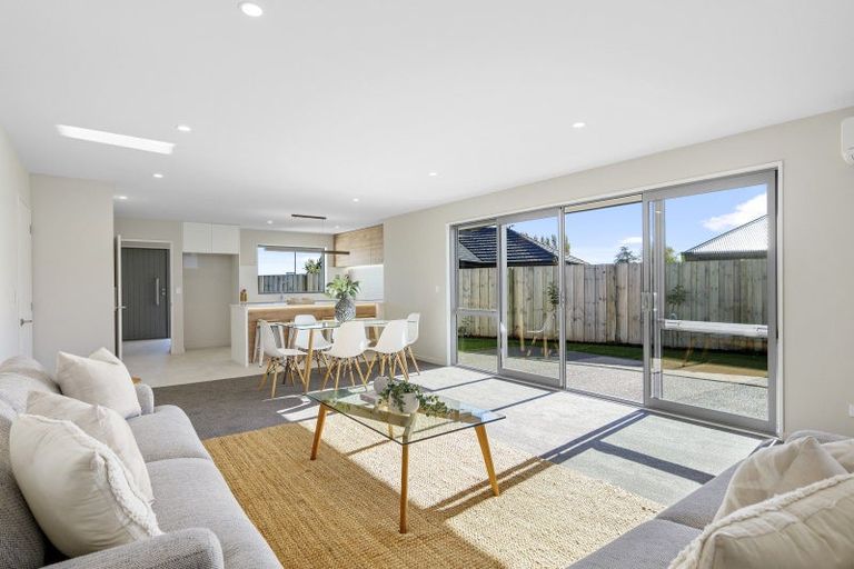 Photo of property in 26 Paradise Way, Halswell, Christchurch, 8025