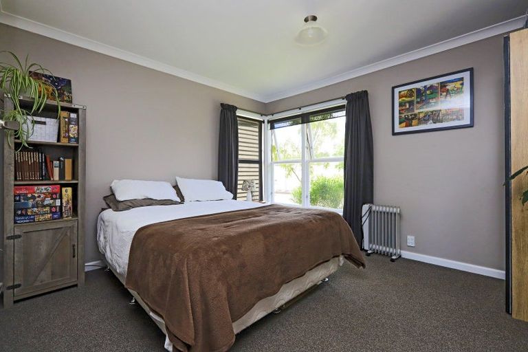 Photo of property in 8 Neeve Place, Taradale, Napier, 4112