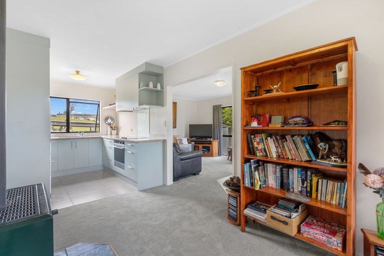 Photo of property in 11c Hyland Place, Waiuku, 2681