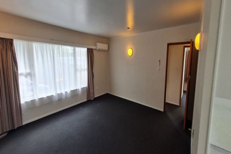 Photo of property in 2/81 Christmas Road, Manurewa, Auckland, 2102