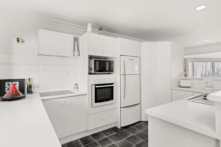 Photo of property in 19a Clyde Street, Mount Maunganui, 3116