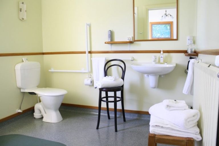 Photo of property in 20 Hamilton Street, Hokitika, 7810