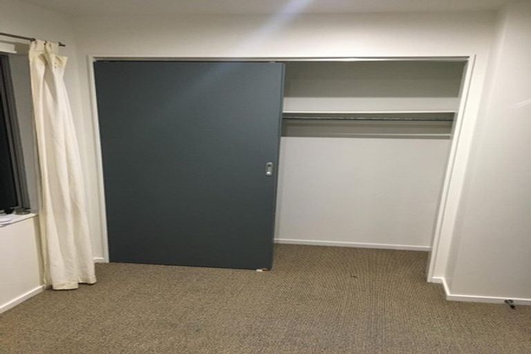 Photo of property in 152f Tasman Street, Mount Cook, Wellington, 6021