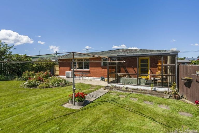 Photo of property in 14 Queen Street, Milton, 9220