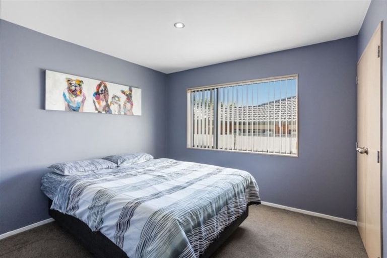 Photo of property in 316 Triangle Road, Massey, Auckland, 0614