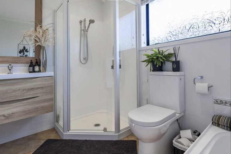 Photo of property in 19 Kotuku Place, Matua, Tauranga, 3110