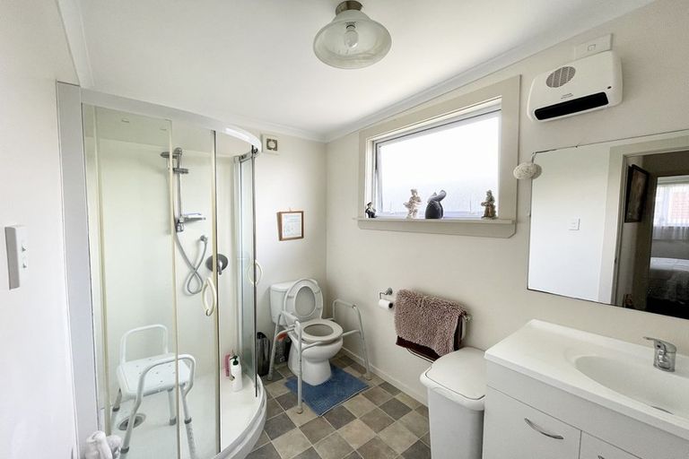 Photo of property in 19 Balmoral Street, Oamaru North, Oamaru, 9400