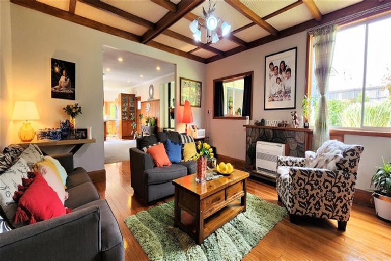 Photo of property in 9 Kitchener Street, Waipukurau, 4200