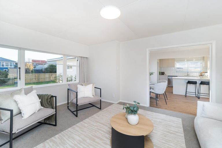 Photo of property in 18 Ashford Avenue, Hokowhitu, Palmerston North, 4410