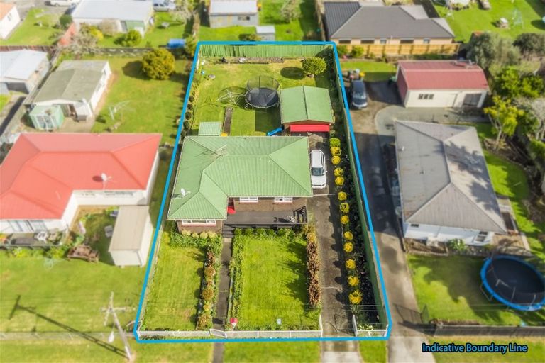 Photo of property in 70 Cargill Street, Papakura, 2110