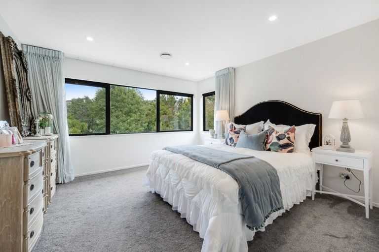 Photo of property in 7 Hartles Place, Mellons Bay, Auckland, 2014