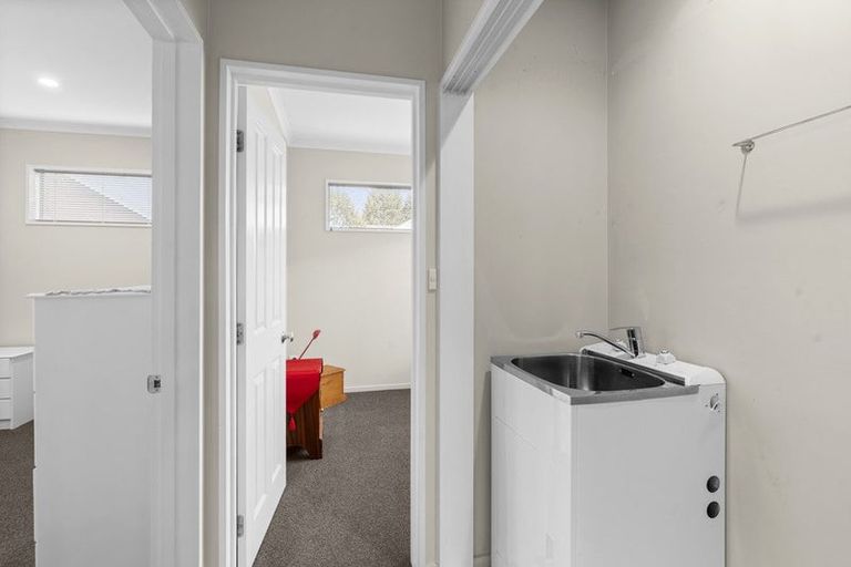 Photo of property in 2/194 Waimairi Road, Ilam, Christchurch, 8041