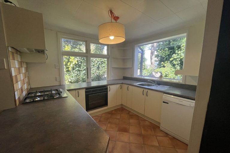 Photo of property in 70 Pembroke Road, Northland, Wellington, 6012