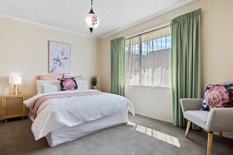 Photo of property in 4 Sayers Crescent, Ilam, Christchurch, 8041