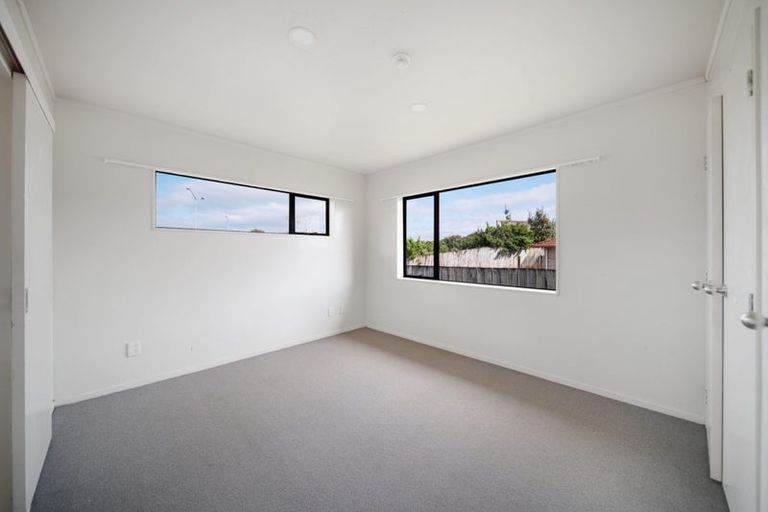 Photo of property in 21 Masters Place, Favona, Auckland, 2024