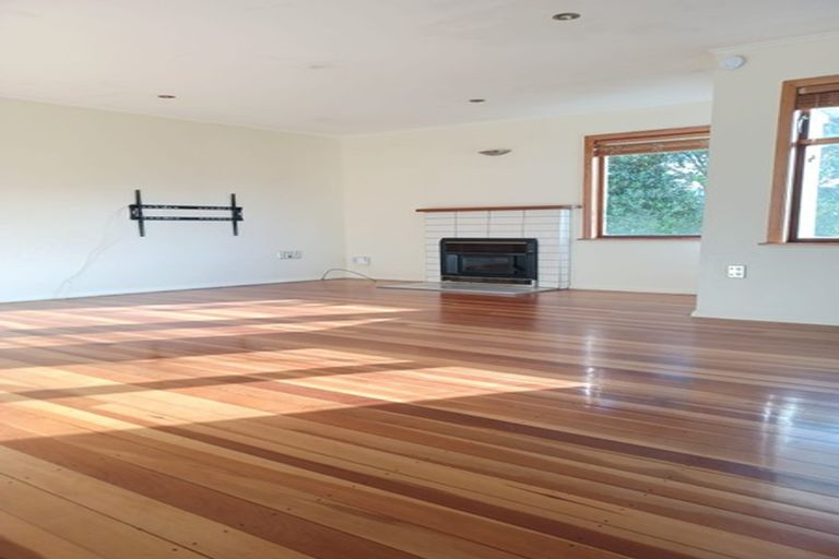 Photo of property in 45 Fraser Avenue, Johnsonville, Wellington, 6037