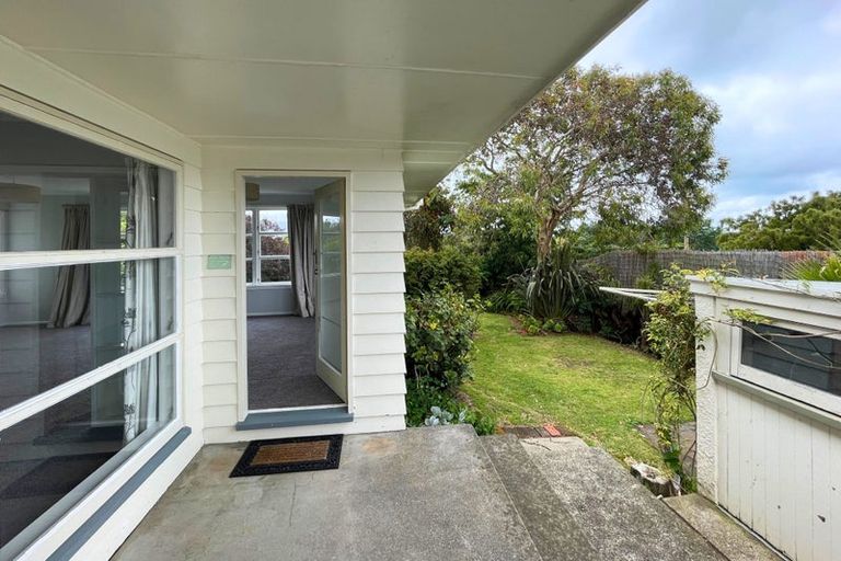 Photo of property in 15 Gray Avenue, Paraparaumu Beach, Paraparaumu, 5032