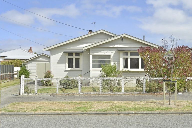 Photo of property in 14 Elizabeth Street, Masterton, 5810