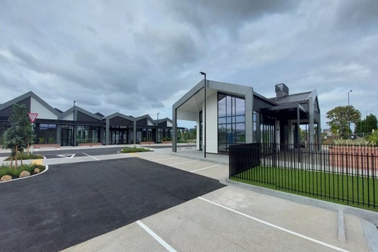Photo of property in 180 Park Estate Road, Rosehill, Papakura, 2113