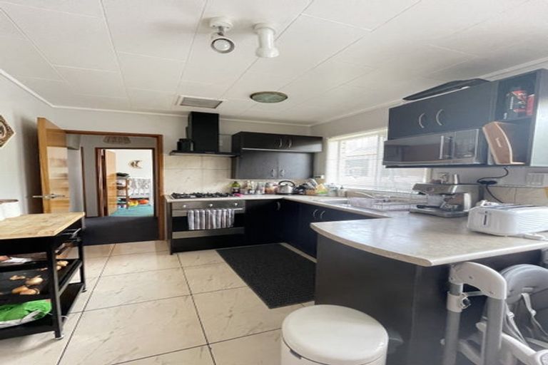 Photo of property in 4/7 Miro Street, New Lynn, Auckland, 0600