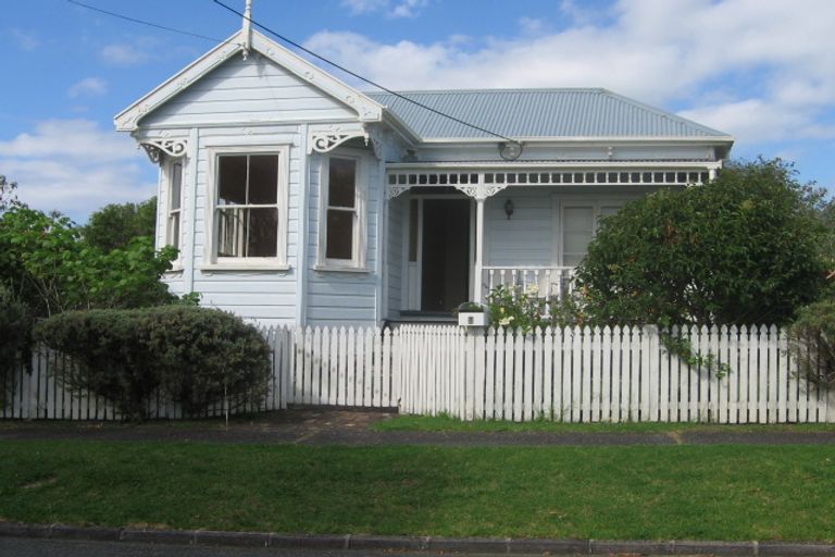 Photo of property in 2/2 Lytton Street, Devonport, Auckland, 0624