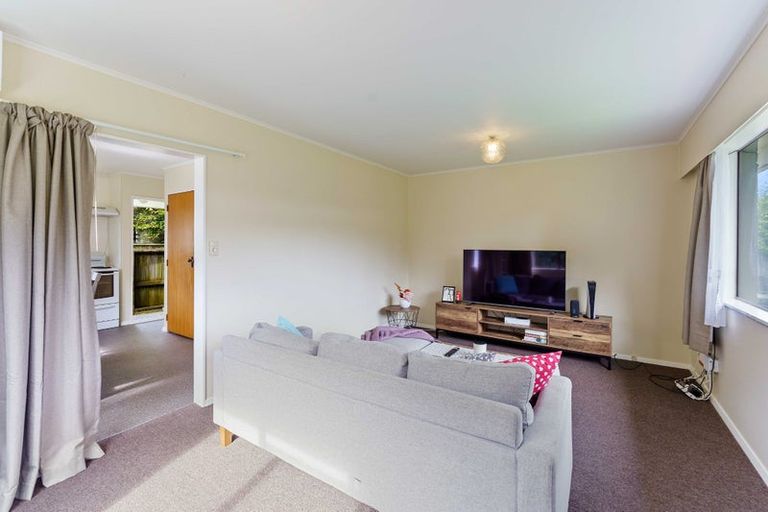 Photo of property in 2/259 Te Moana Road, Waikanae, 5036