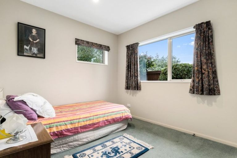 Photo of property in 15 Caleb Place, Northwood, Christchurch, 8051