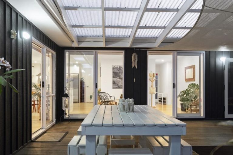 Photo of property in 1021b Papamoa Beach Road, Papamoa Beach, Papamoa, 3118