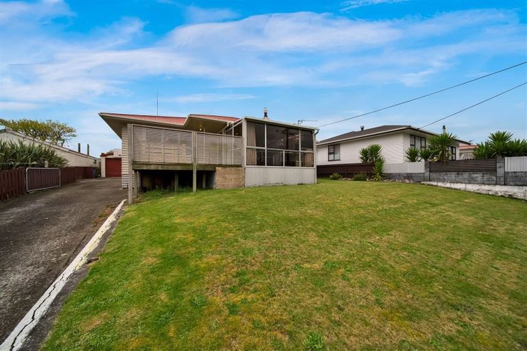 Photo of property in 49 Antonio Street, Stratford, 4332