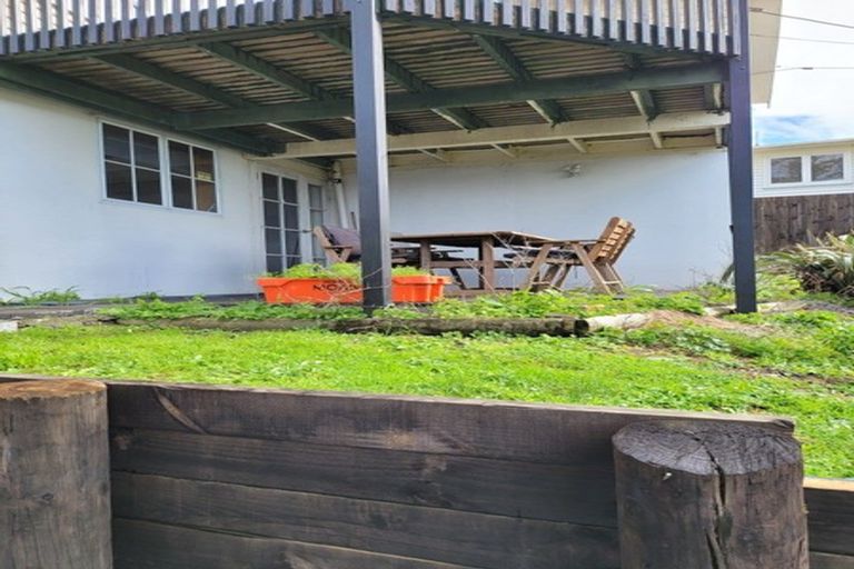 Photo of property in 91 Fairview Avenue, Fairview Heights, Auckland, 0632