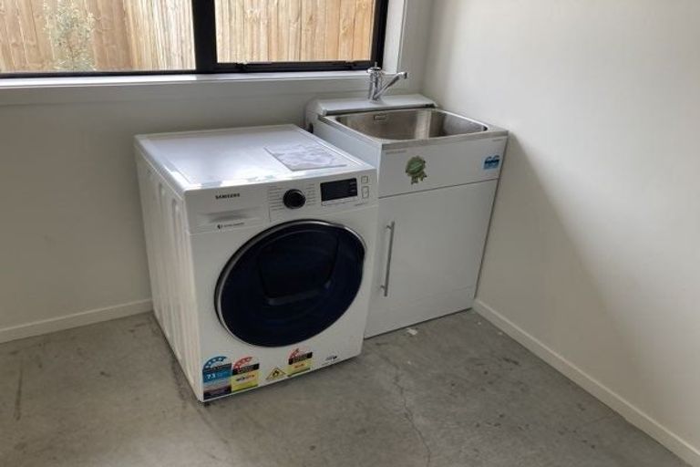 Photo of property in 54u4 Helena Road, Hillcrest, Hamilton, 3216