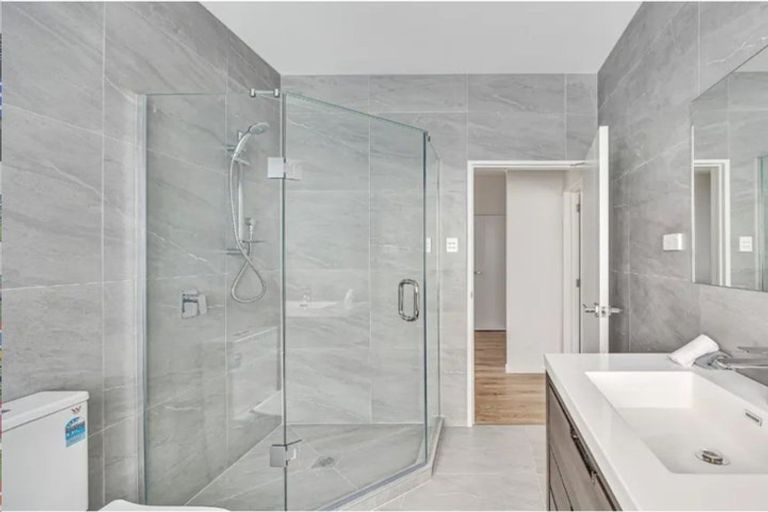 Photo of property in 5 Booker Drive, Tuakau, 2121