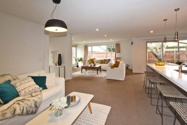 Photo of property in 64 Englefield Road, Northwood, Christchurch, 8051