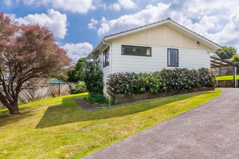 Photo of property in 86 Sunvue Road, Glen Eden, Auckland, 0602