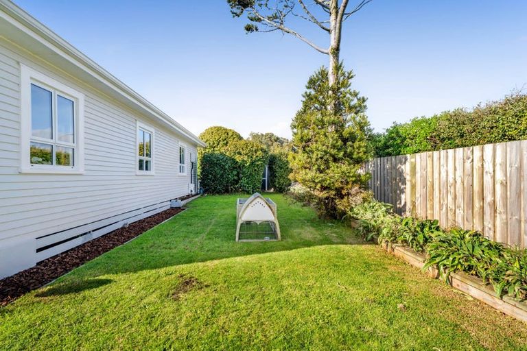 Photo of property in 147 Tasman Street, Opunake, 4616