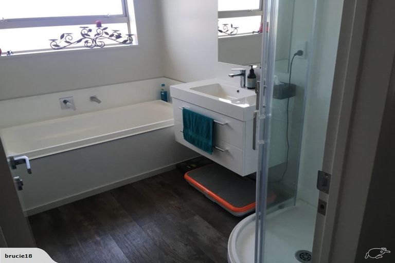 Photo of property in 44 Lewis Crescent, Rolleston, 7614