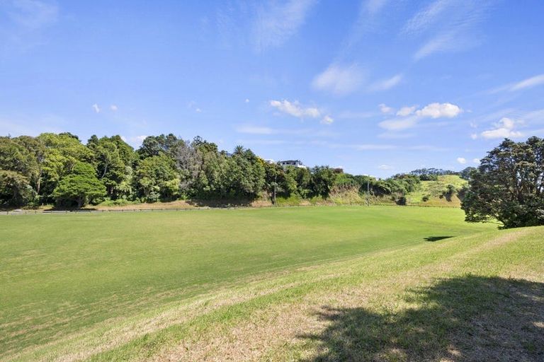 Photo of property in 1/92b South Road, Blagdon, New Plymouth, 4310
